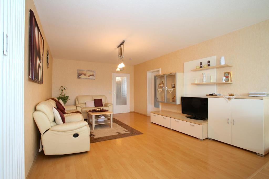 Private Apartments Hannover - Room Agency Room photo